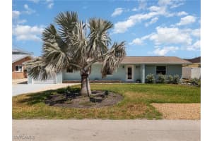 420 Donora Boulevard, Fort Myers Beach, FL 33931 - MLS#225044272