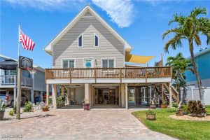 249 Pearl Street, Fort Myers Beach, FL 33931 Sold 07/31/25