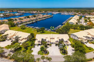 275 Cays Dr 2208, Naples