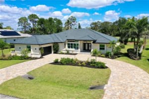 15491 Kilbirnie Dr, Fort Myers
