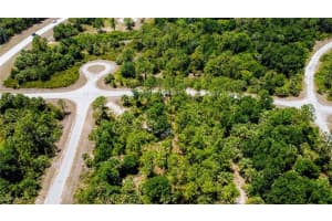  HAMPSHIRE CIR, North Port, FL 34236 - MLS#225044442