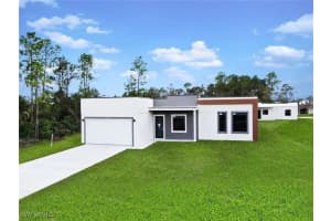 1139 Croquet St E, Lehigh Acres