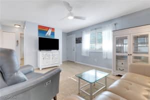 788 Park Shore Dr C34, Naples