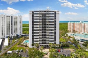 5601 Turtle Bay Drive, Naples, FL 34108 - MLS#225044566