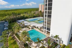 5601 Turtle Bay Drive, Naples, FL 34108 - MLS#225044566