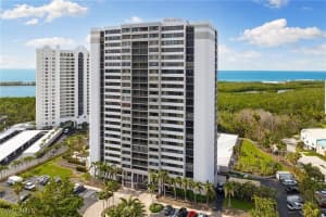 5601 Turtle Bay Drive, Naples, FL 34108 - MLS#225044566