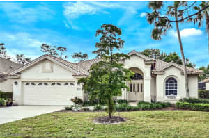 6545 Chestnut Cir, Naples