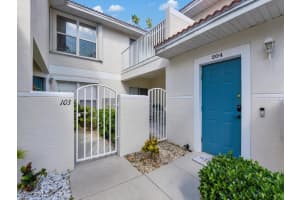 5045 Cedar Springs Drive, Naples, FL 34110 - MLS#225044649