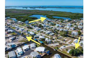24518 Dolphin Street, Bonita Springs, FL 34134 - MLS#225044654