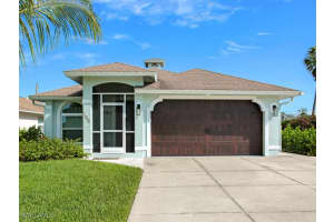 783 92nd Avenue, Naples, FL 34108 - MLS#225044659