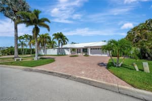 6953 Wittman Drive, Fort Myers, FL 33919 Sold 07/31/25