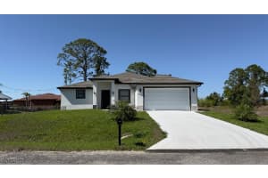 4102 7th Street, Lehigh Acres, FL 33971 - MLS#225044750