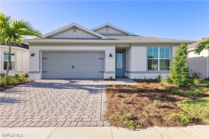 619 Lakeside Oasis Ave, Lehigh Acres