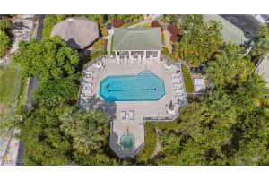 15405 Cedarwood Ln 2-101, Naples