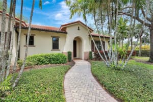 1126 Medan Ct N 35, Naples