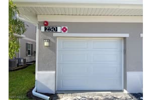 250 Indies Dr 101, Naples, FL 34114 - MLS#225044855
