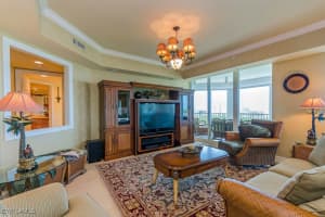 295 Grande Way, Naples, FL 34110 - MLS#225044868