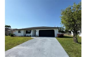 1219 Se 25th Ter, Cape Coral