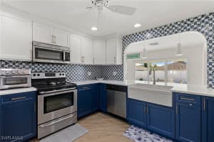 685 Barfield Drive, Marco Island, FL 34145 Sold 07/16/25