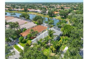 3803 Valentia Way, Naples, FL 34119 - MLS#225044940