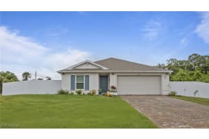 3021 June Cir, Labelle