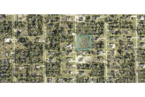 712 Greenwood Avenue, Lehigh Acres, FL 33972 - MLS#225044988