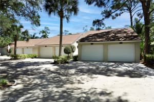 15400 Cedarwood Lane, Naples, FL 34110 - MLS#225045068