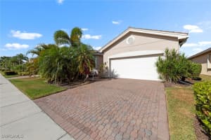 11216 Sparkleberry Dr, Fort Myers
