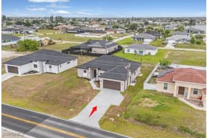 305 Diplomat Parkway, Cape Coral, FL 33909 - MLS#225045112