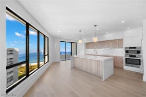 4451 Gulf Shore Blvd N 2002, Naples