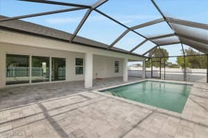 2048 Nw 3rd Ter, Cape Coral
