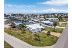 2561 York Rd, St James City