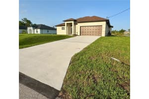1312 Oak Avenue, Lehigh Acres, FL 33972 - MLS#225045248