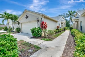 8012 Sivon Way 902, Naples