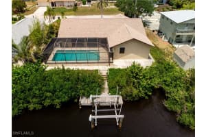 5127 Genesee Pkwy, Bokeelia
