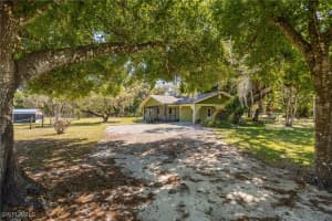 1301 Jacks Ln, Fort Denaud