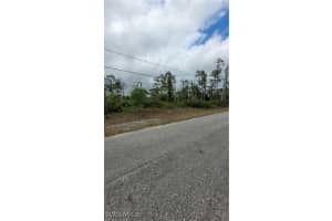 1003 Louis Avenue, Lehigh Acres, FL 33392 - MLS#225045388