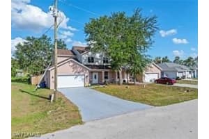 857 Bedford Drive, Lehigh Acres, FL 33974 - MLS#225045390