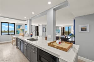 15 Bluebill Avenue, Naples, FL 34108 - MLS#225045402