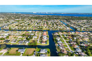 2014 6th Lane, Cape Coral, FL 33990 - MLS#225045409