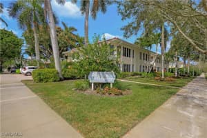 290 4th Street, Naples, FL 34102 - MLS#225045424