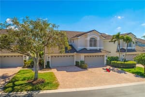 5896 Three Iron Dr 1701, Naples