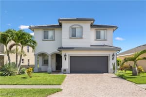 10361 Canal Brook Ln, Lehigh Acres