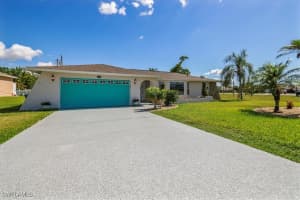 206 Se 45th Ter, Cape Coral