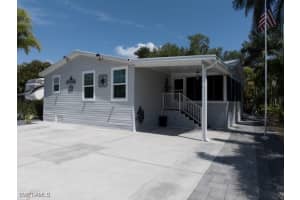 5570 Cypresswoods Resort Drive, Fort Myers, FL 33905 - MLS#225045518