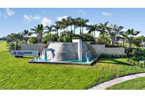 15492 Rio Ponace Ct, Naples