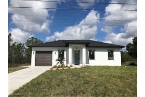 919 Glenn Avenue, Lehigh Acres, FL 33972 - MLS#225045562