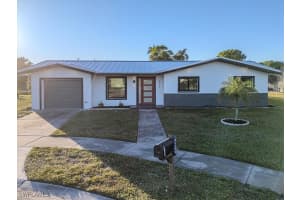 4419 N Bay Cir, North Fort Myers