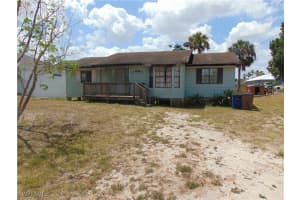 2917 13th St W, Lehigh Acres