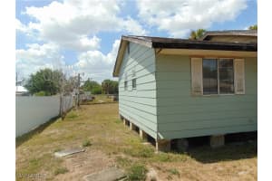 2917 13th Street, Lehigh Acres, FL 33971 - MLS#225045584